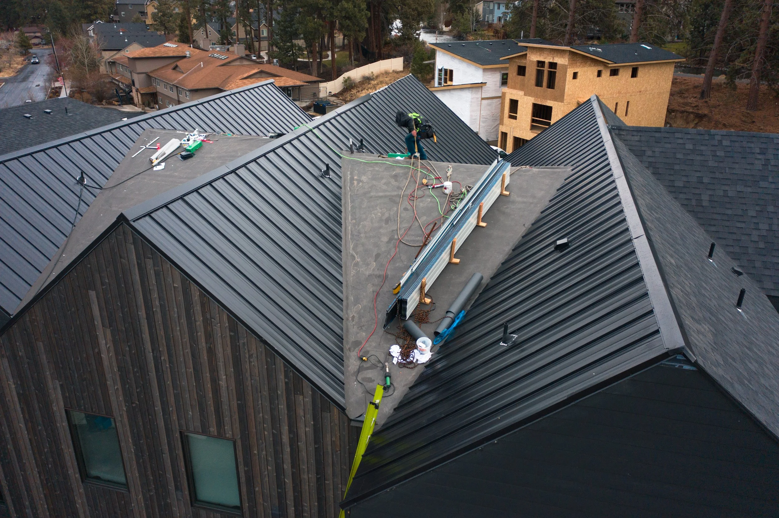 Completed roof installation in Central Oregon